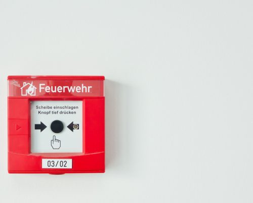 fire-alarm-g43684a383_1920-1